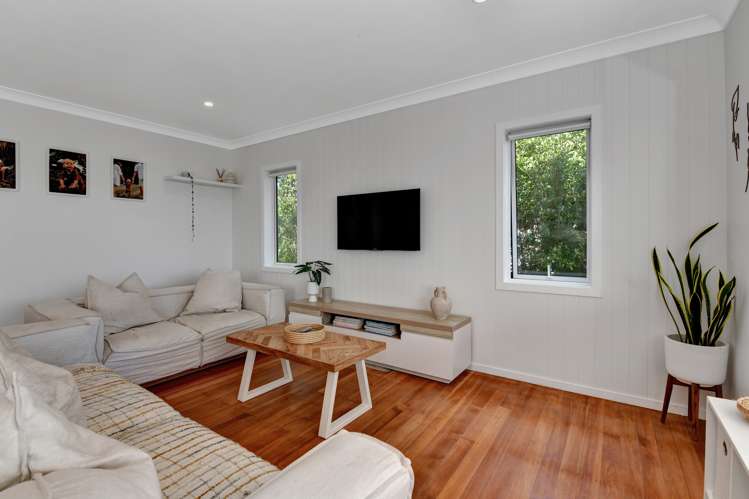 954 Whangaparaoa Road Manly_6
