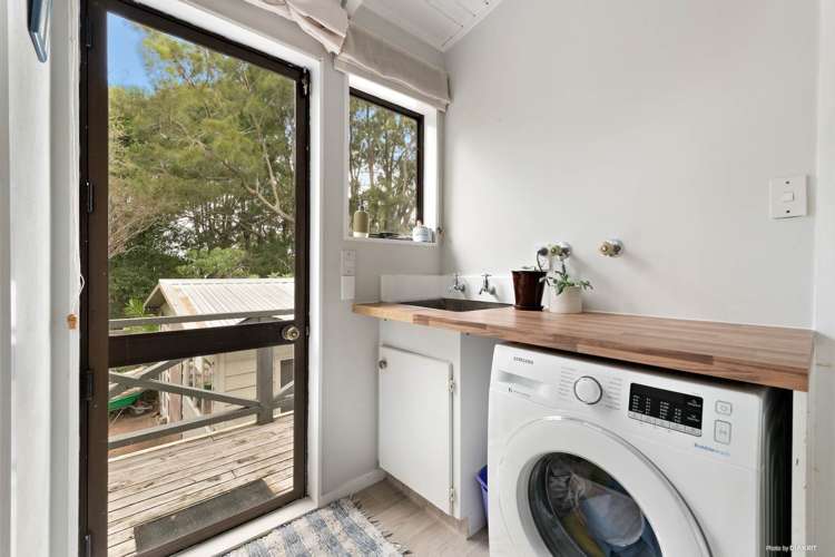 147a Whangaparaoa Road Red Beach_11