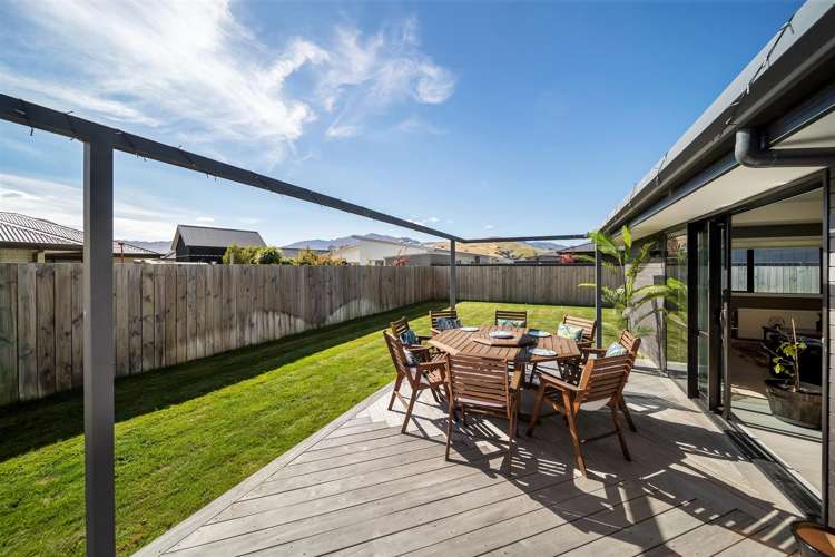 29 Myles Way Lower Shotover_21