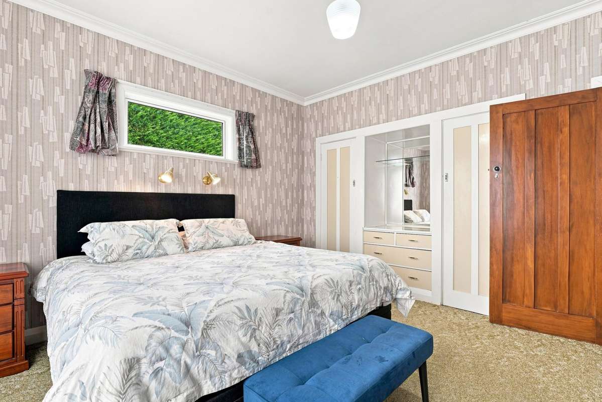92 Riverbank Road_4