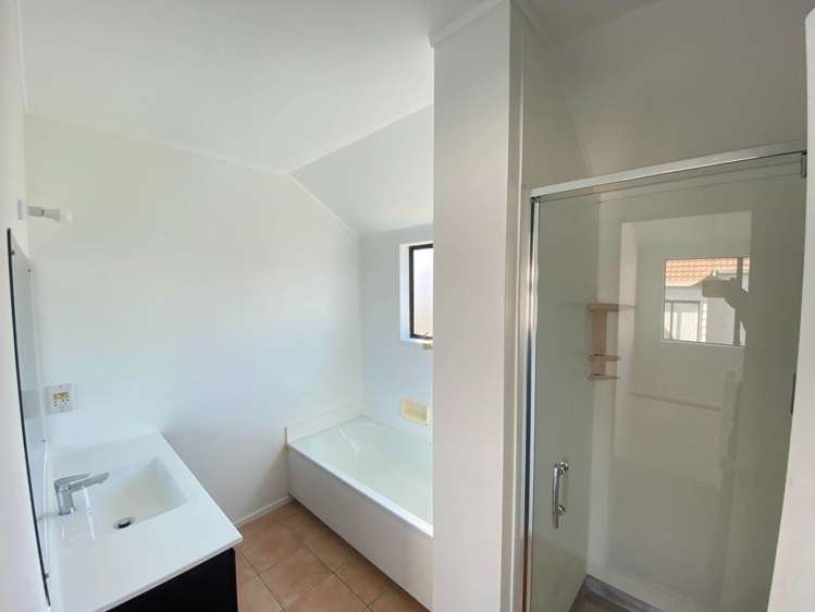 2/59 Cook Street Howick_14