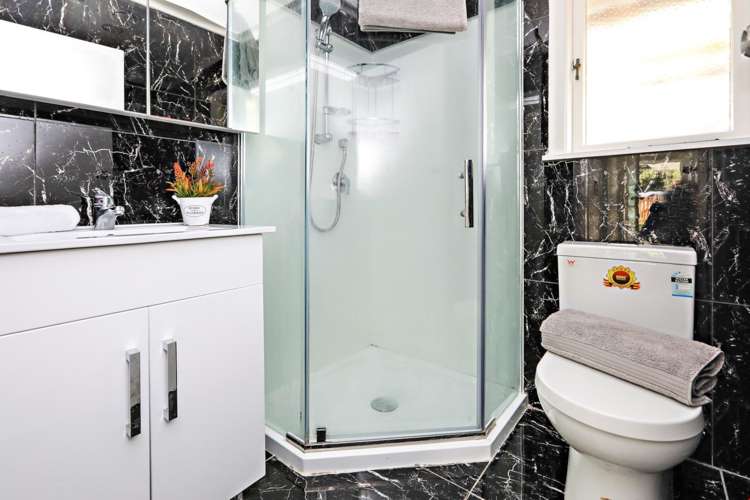 24 Earlsworth Road Mangere East_7