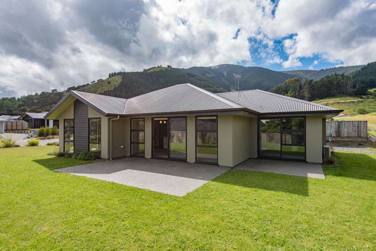 81 Sanctuary Drive Stoke_14