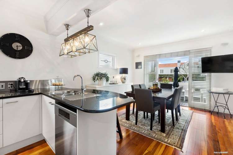 64a Bassett Road Remuera_6