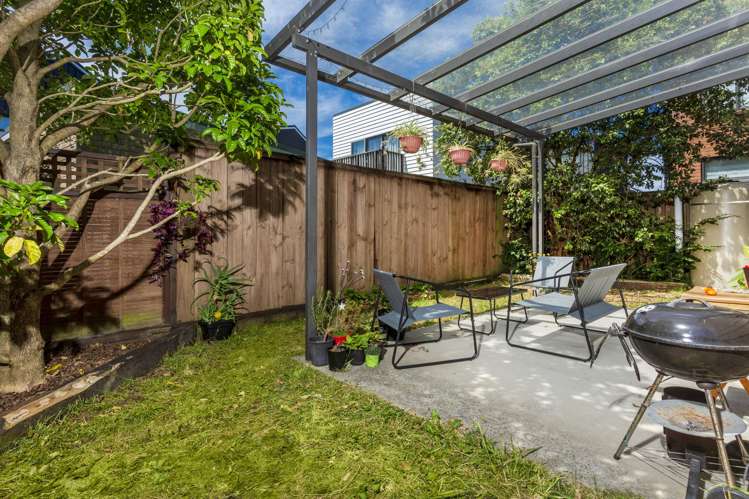 2 Rarahu Road Hobsonville_12