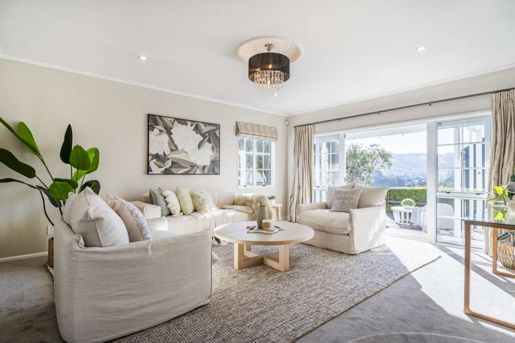 12 Ronald Woolf Place Churton Park_2