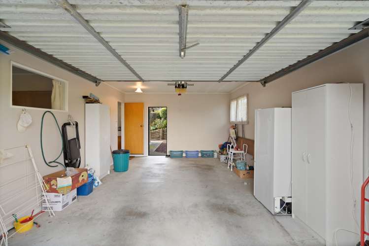 28 Seaview Road Cable Bay_18