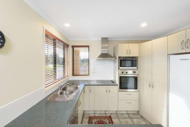 718 Gloucester Road Papamoa_3