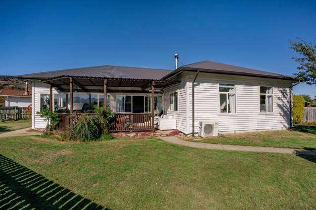 8 Ragan Lane Wanaka_2