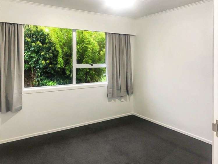 55 James Henry Crescent Huntly_13