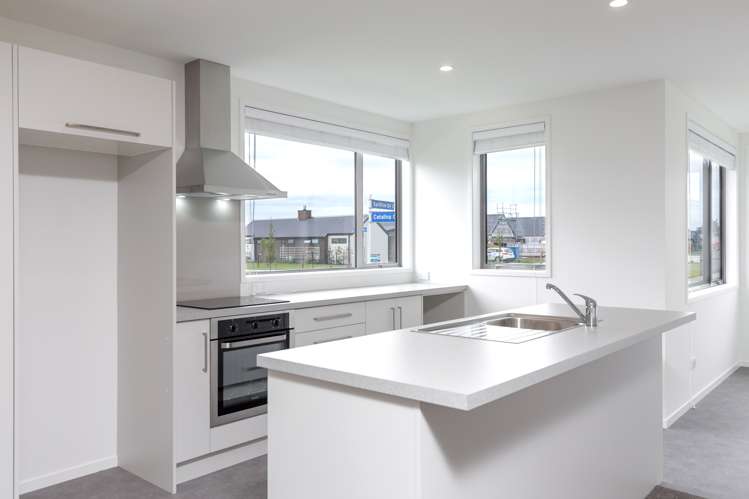 15 Spitfire Drive Burleigh_6