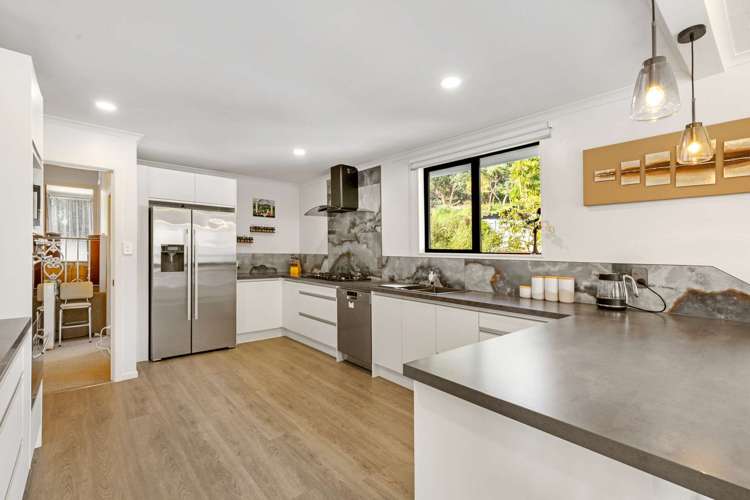 68 Wairau Road_0