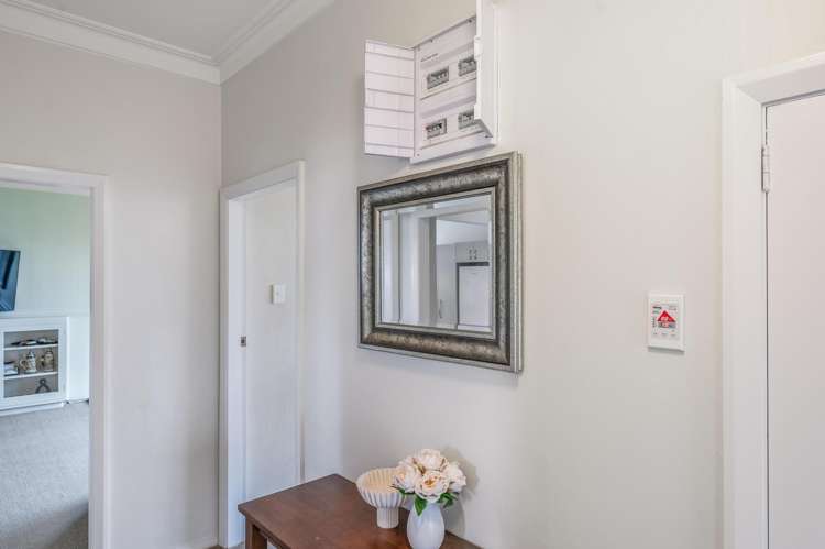 507 Frederick Street West Mahora_10