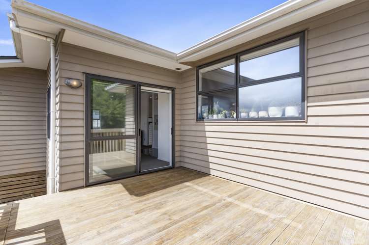 7 Vino Cina Heights Ranui_8