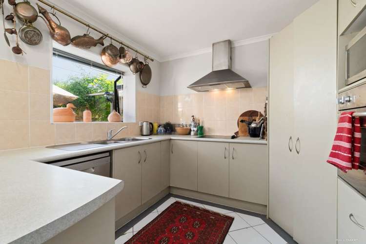 16 Delphi Grove Tuakau_4