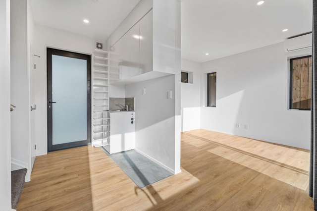 8/4 Edgerton Road 1801_4