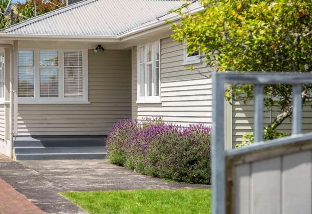 21 Wairau Avenue Avondale_1