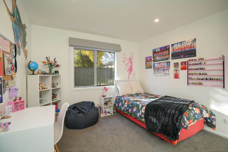 48 Louisa Street Gladstone_17