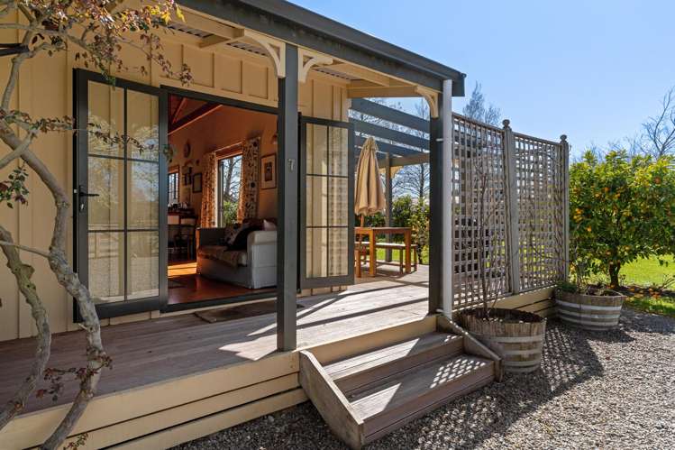 7 Redwood Lane Martinborough_18