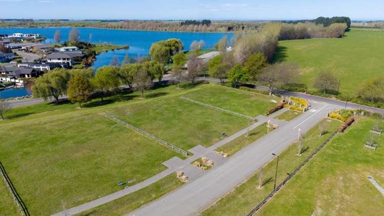2 Village Green Drive Huntingdon_8
