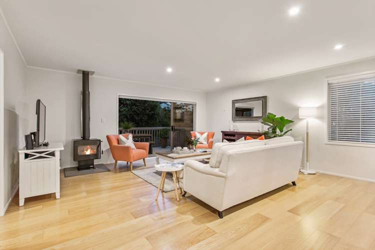 33 Saddleback Rise Murrays Bay_21