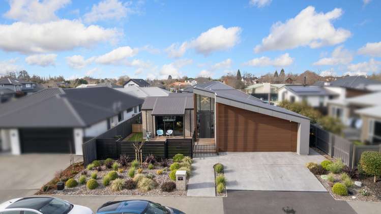 3 Picadilly Avenue Casebrook_27