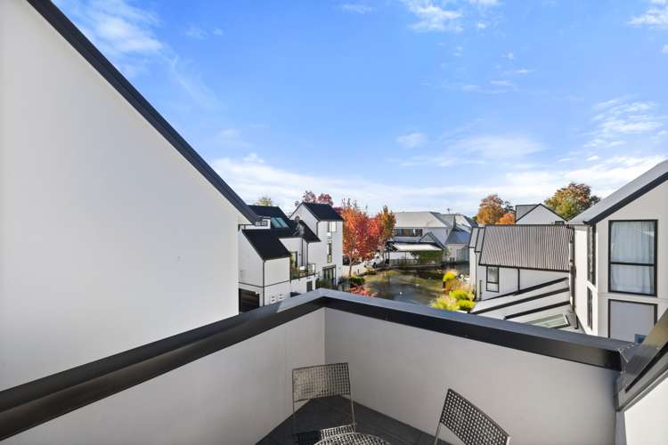 5/140 Office Road Merivale_20