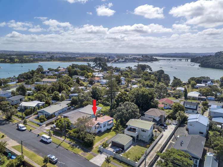 8 Gazelle Avenue Beach Haven_1