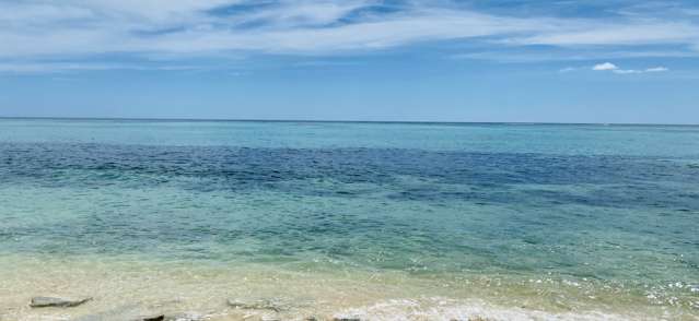 2/- Sunset Beach, Mana Island Viti Levu_1