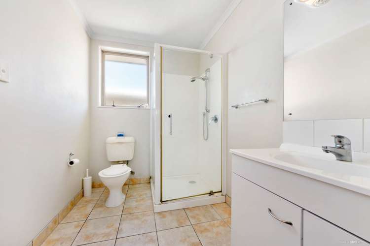 42 Heathdale Crescent Papakura_8