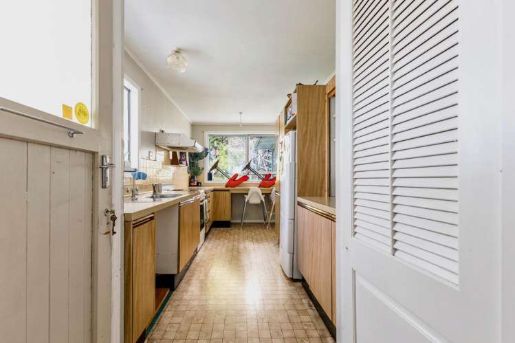 26 Kirrie Avenue Te Atatu South_14