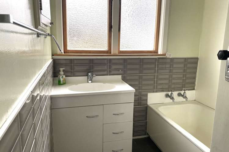 203 Karaka Road Thames_15