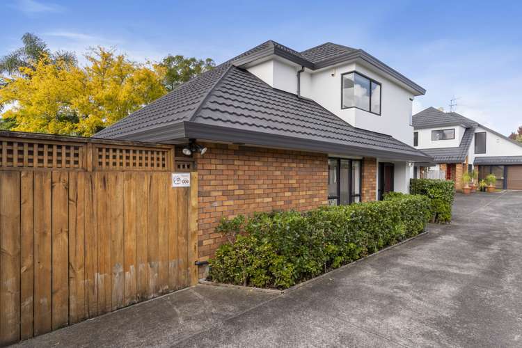 2/39 Oliver Street Point Chevalier_23