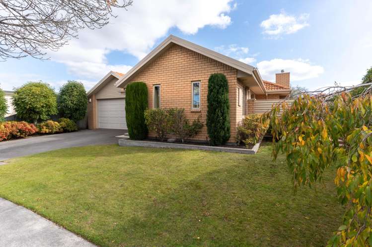 8 Bayliss Close Northwood_29