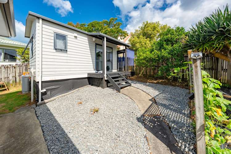 8 Grenadine Place Unsworth Heights_24