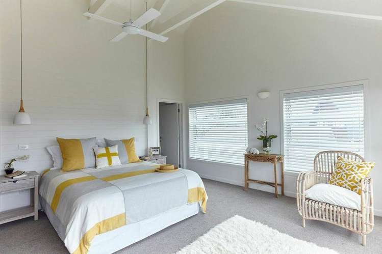 104 Ocean Close Matarangi_2