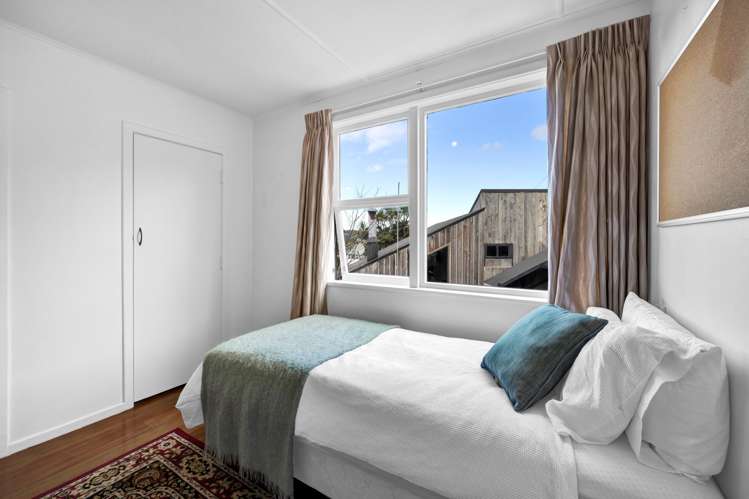 325 Tukapa Street Hurdon_10