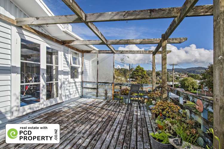 19 Raewyn Street Morningside_12