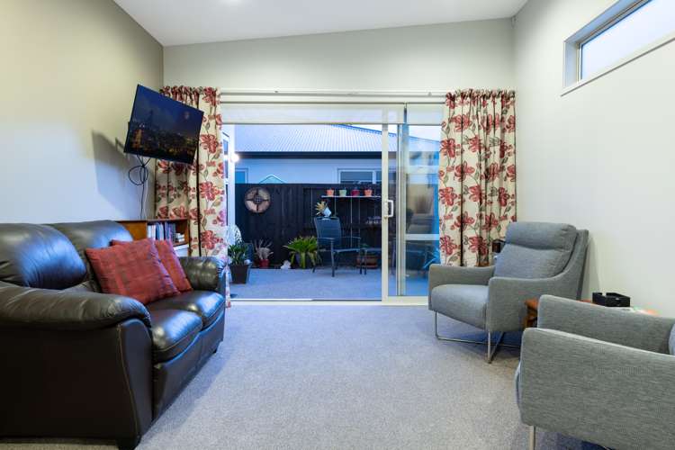 11 Bisley Way Brookfield_6