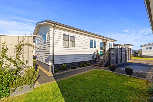 5/267 Parton Road (5 Park Drive) Papamoa Beach_1