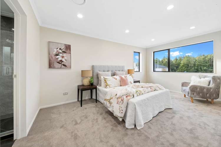 8 Koromeke Street Flat Bush_13