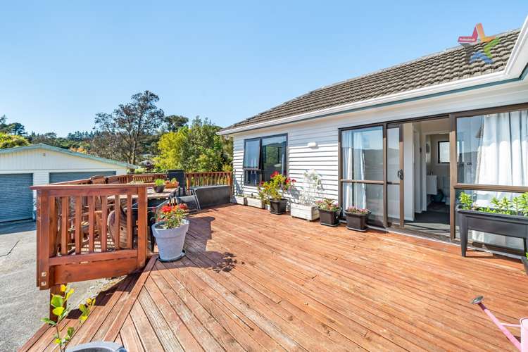 13 Lees Grove Wainuiomata_19