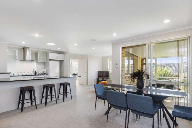 14 Annandale Drive Pyes Pa_6