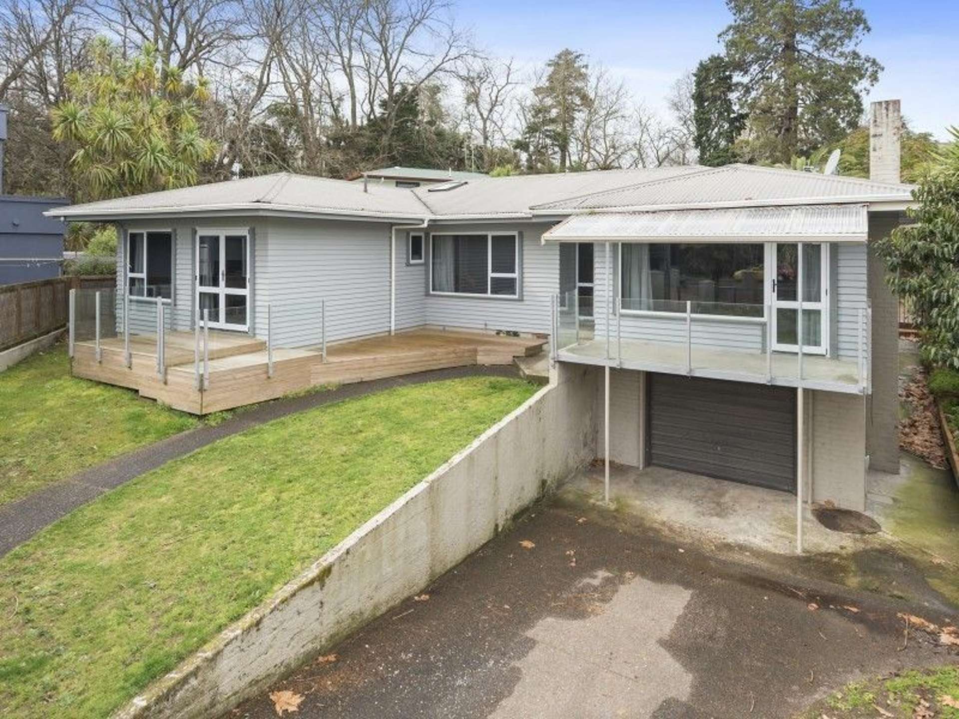 654 River Road Chartwell_0