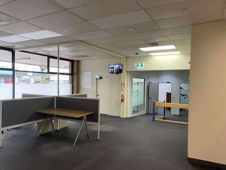 1261 Hinemoa Street Rotorua_4