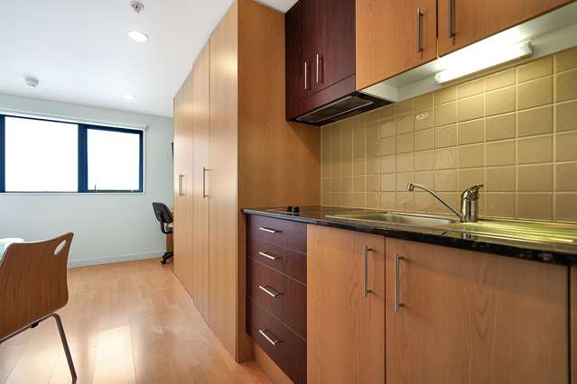 1112/76 Wakefield Street Auckland Central_1