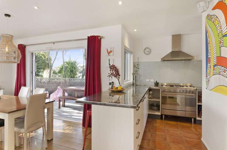 2 Shamrock Lane Te Atatu Peninsula_6