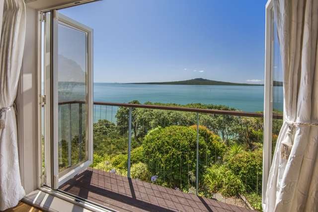 90 Seacliffe Avenue Narrow Neck_1