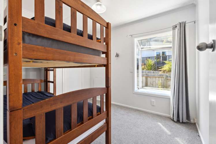 22 Sunset Street Hilltop_15