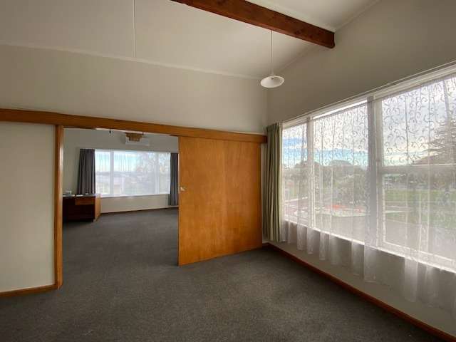 623 Kiwi Street 10476_4